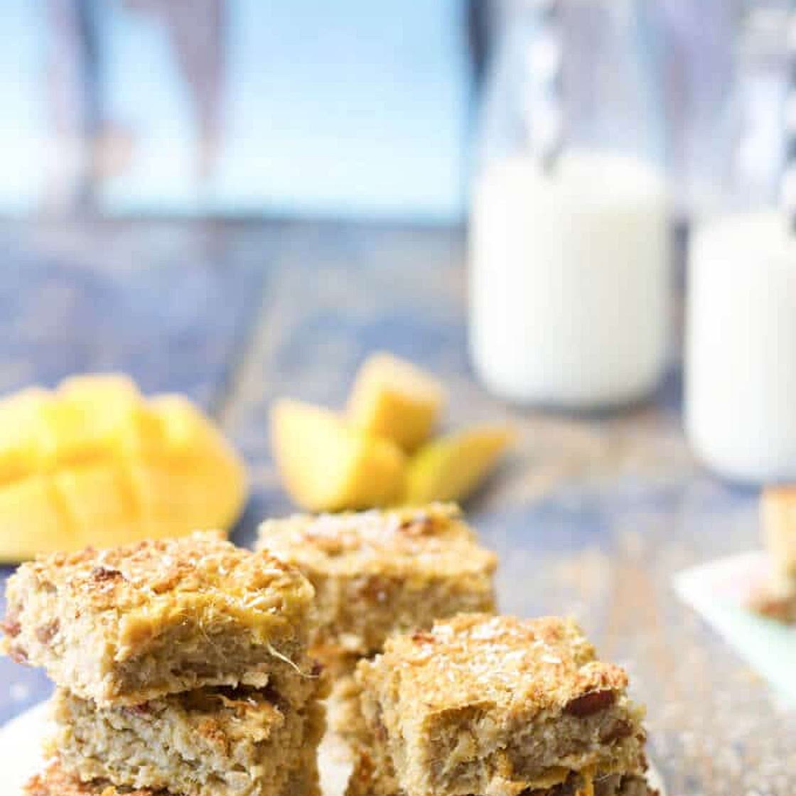 Coconut and Mango Oat Breakfast Bites