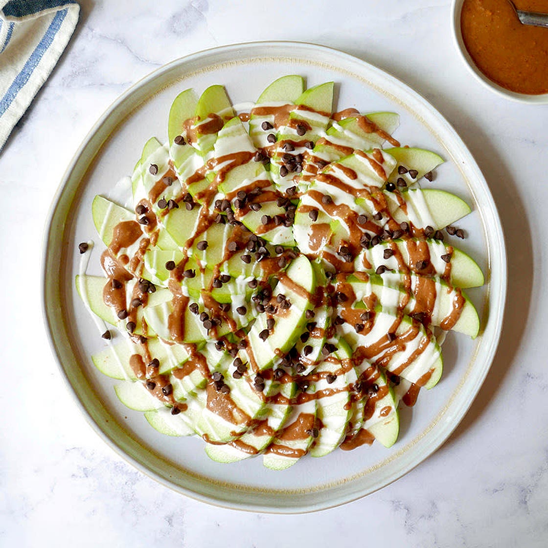 Apple nachos