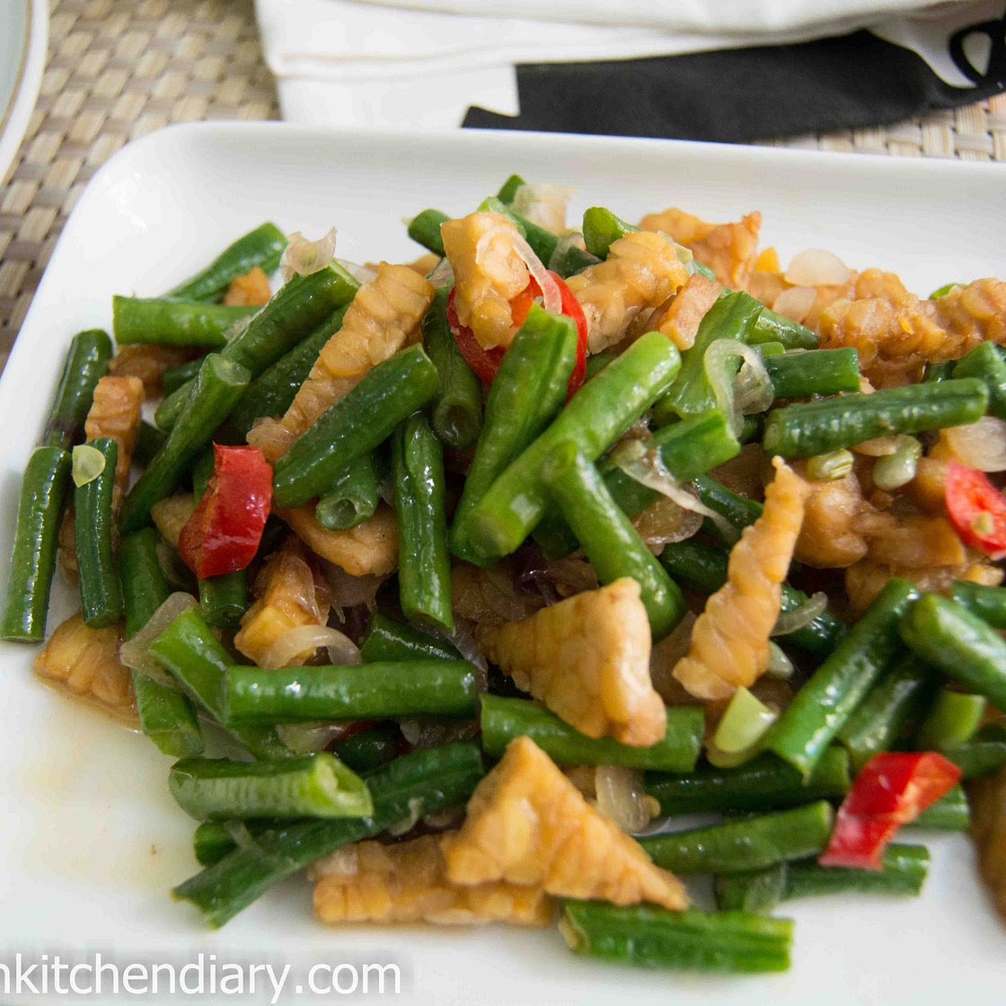 Long Bean and Tempeh Simple Stir Fry