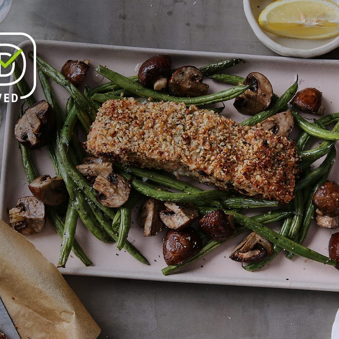 Sheet Pan Almond-Crusted Salmon With Green Beans | Recipes | MyFitnessPal