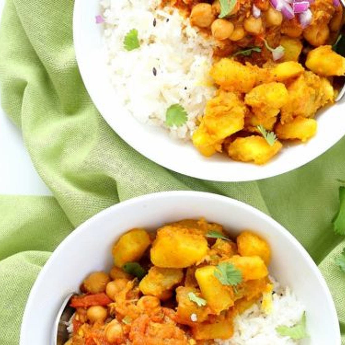 Easy Chickpea Curry Spiced Potato Bowl
