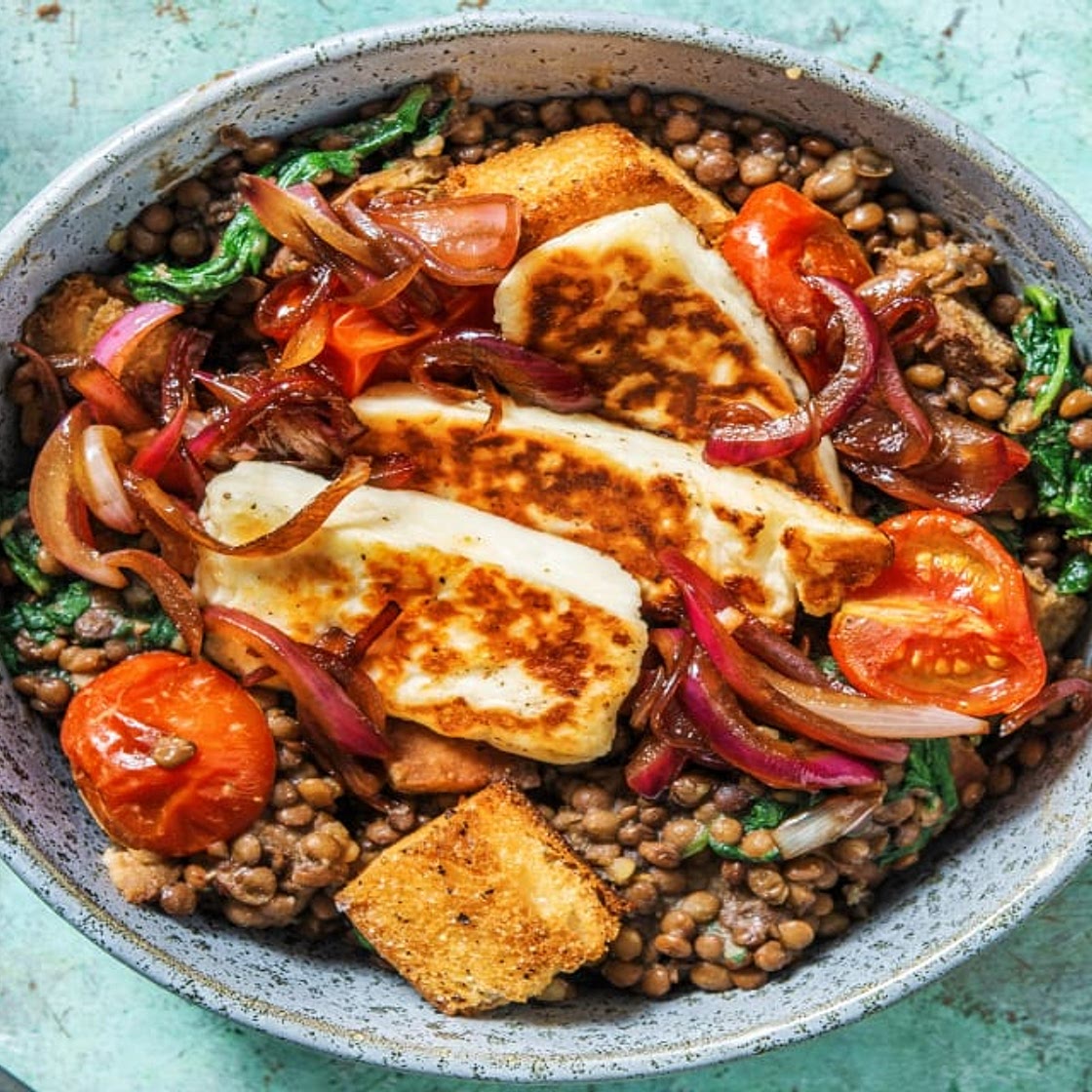 Pan-Fried Halloumi with Caramelised Red Onion and Lentils