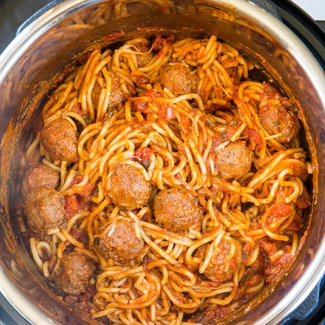 Instant Pot Spaghetti and Meatballs