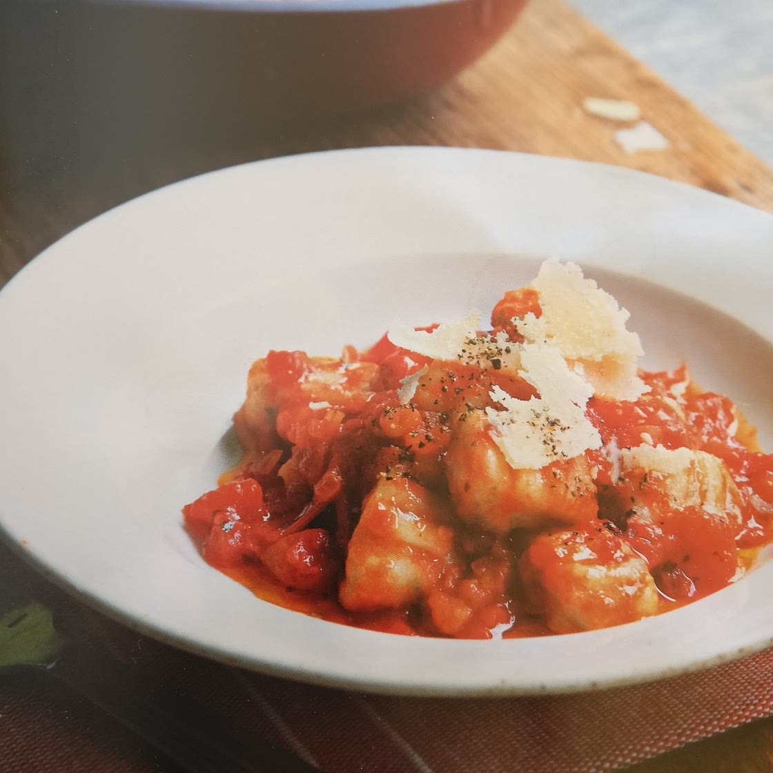 Gnocchi with spicy tomato sauce