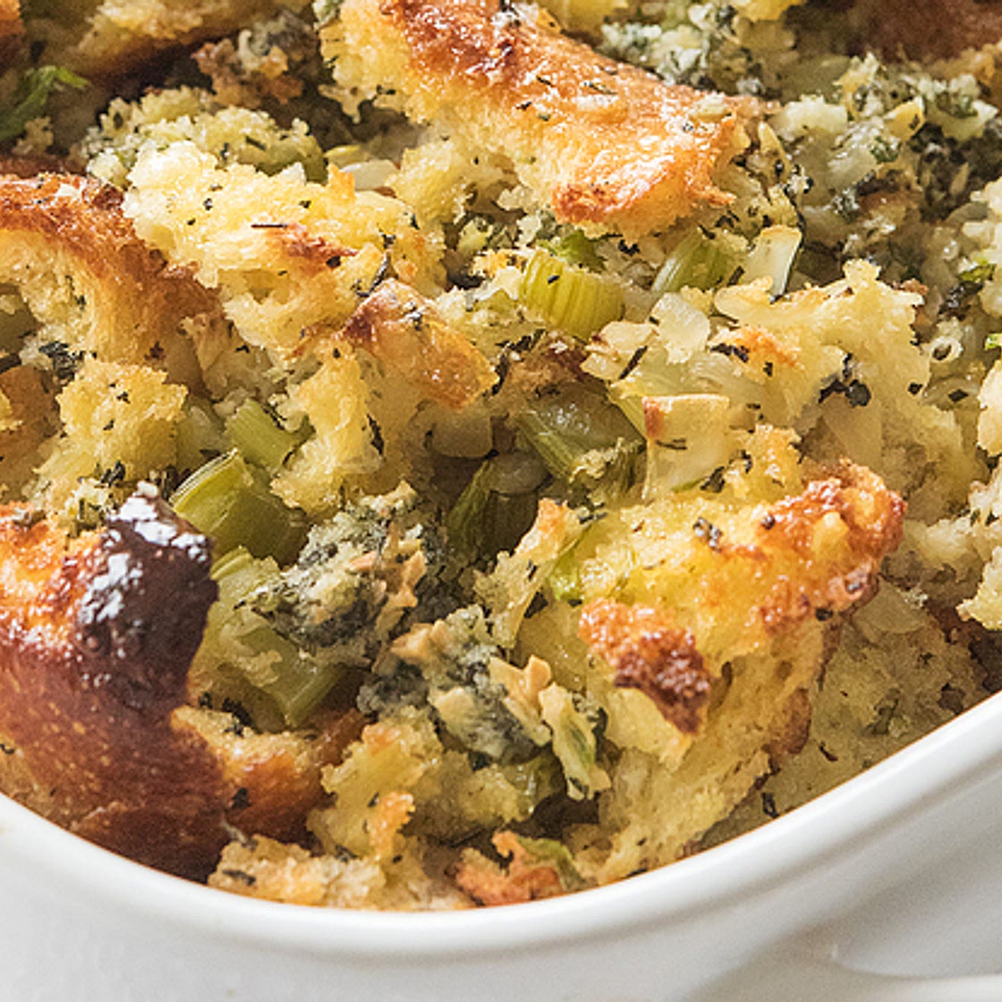 How To Make The Perfect Classic Stuffing For Thanksgiving