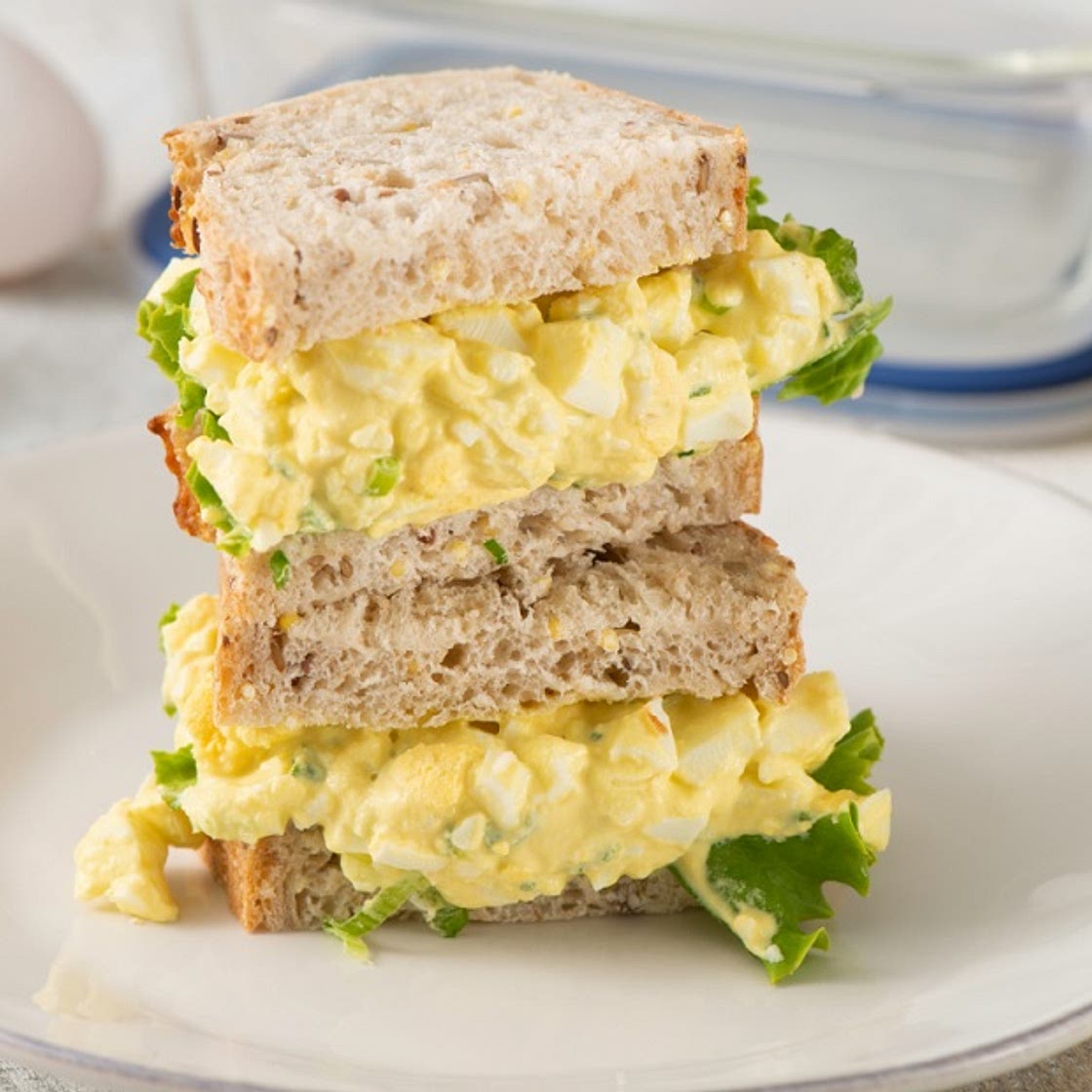 Sandwich à la salade aux œufs