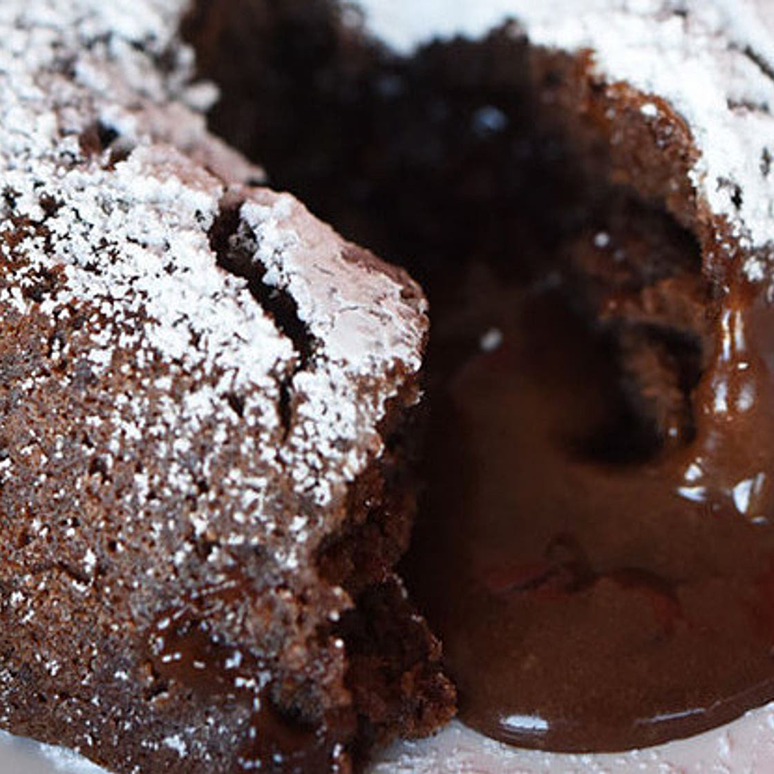 How To Make The Easiest, Most Delicious Chocolate Lava Cakes