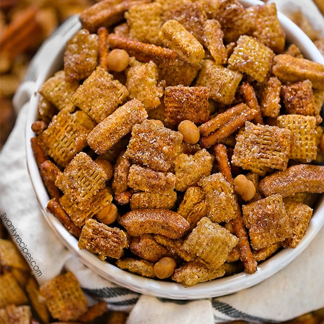 Sweet Churro Chex Mix Party Snack
