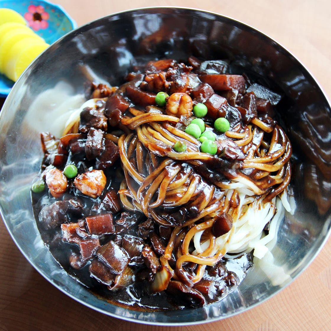 Jjajangmyeon