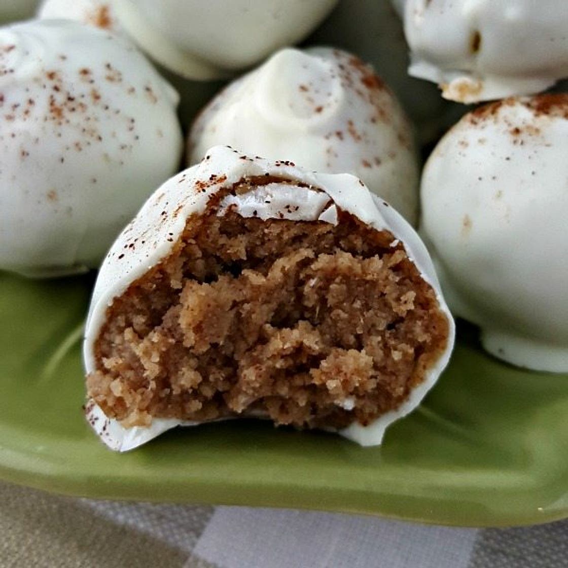 Pumpkin Cream Cheese Cake Balls