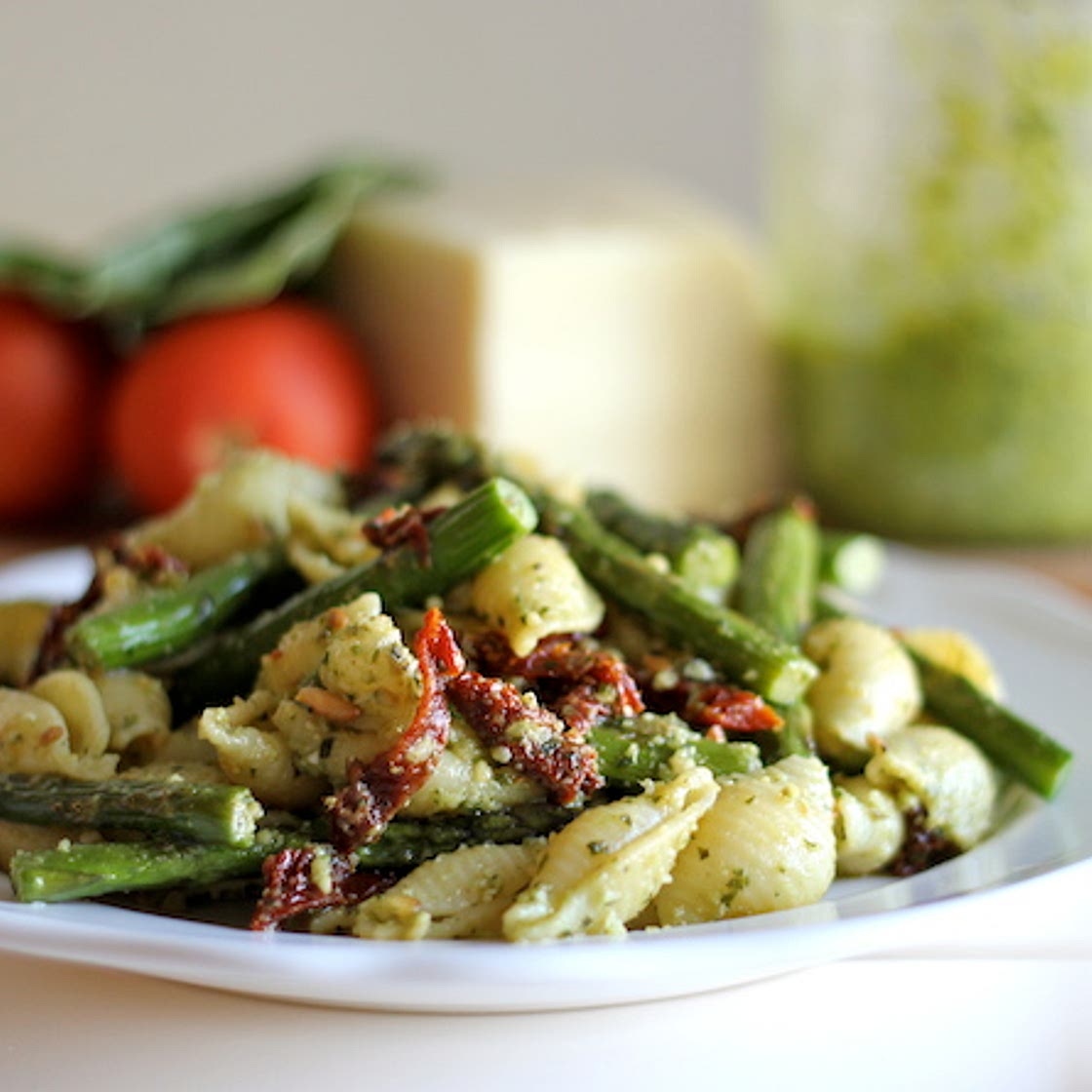 Pesto Pasta with Sun Dried Tomatoes and Roasted Asparagus