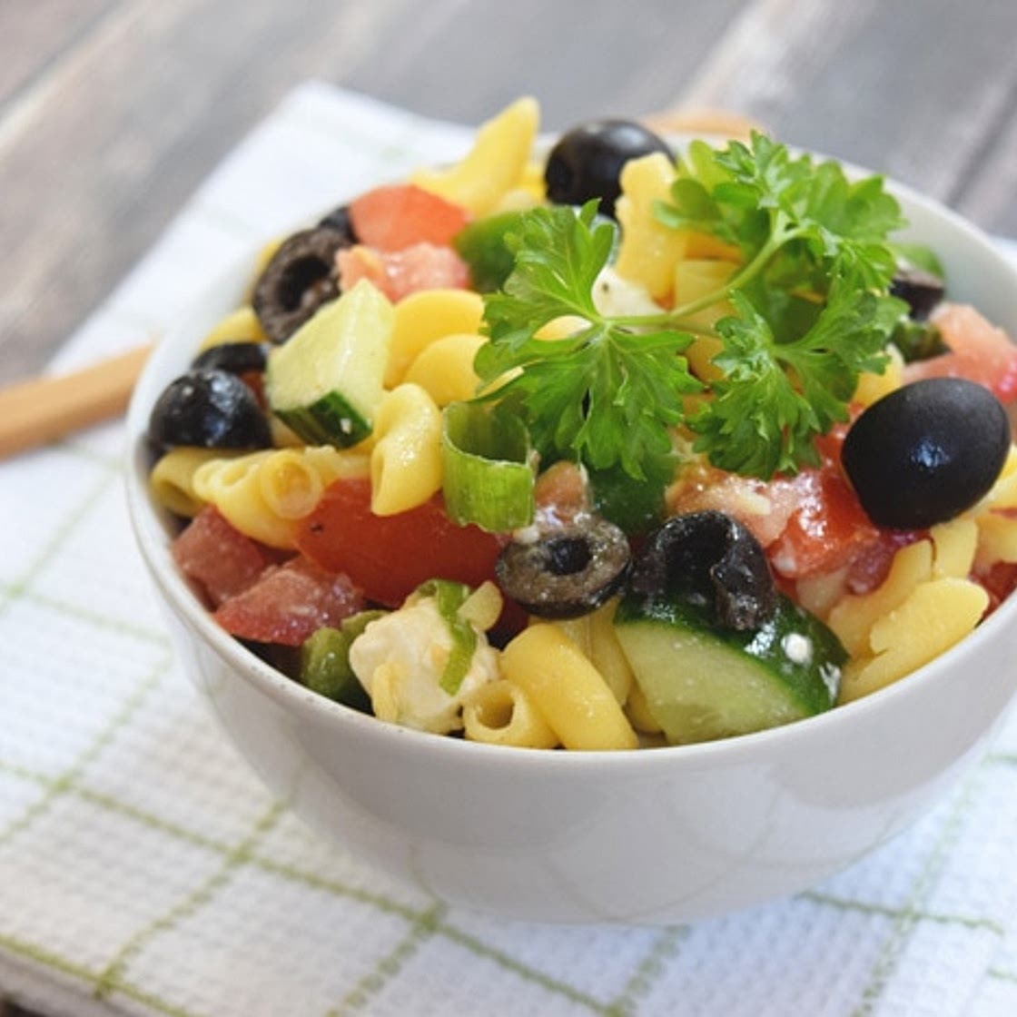 Greek Pasta Salad (low FODMAP, gluten-free)