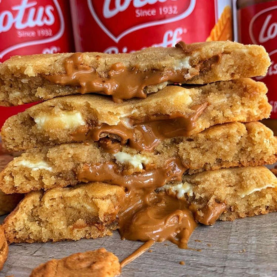 Lotus biscoff stuffed cookies 