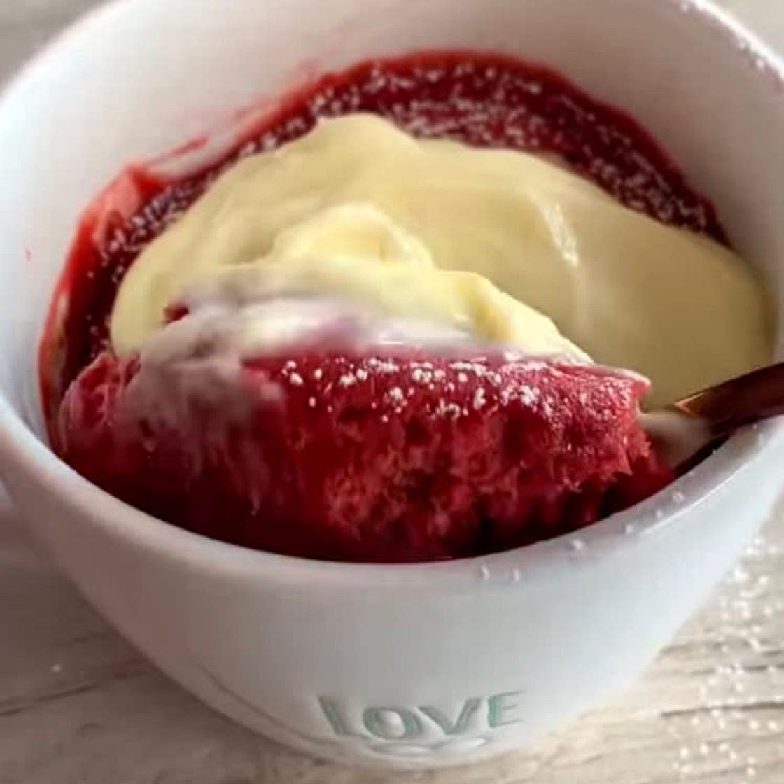 Reg velvet mug cake 