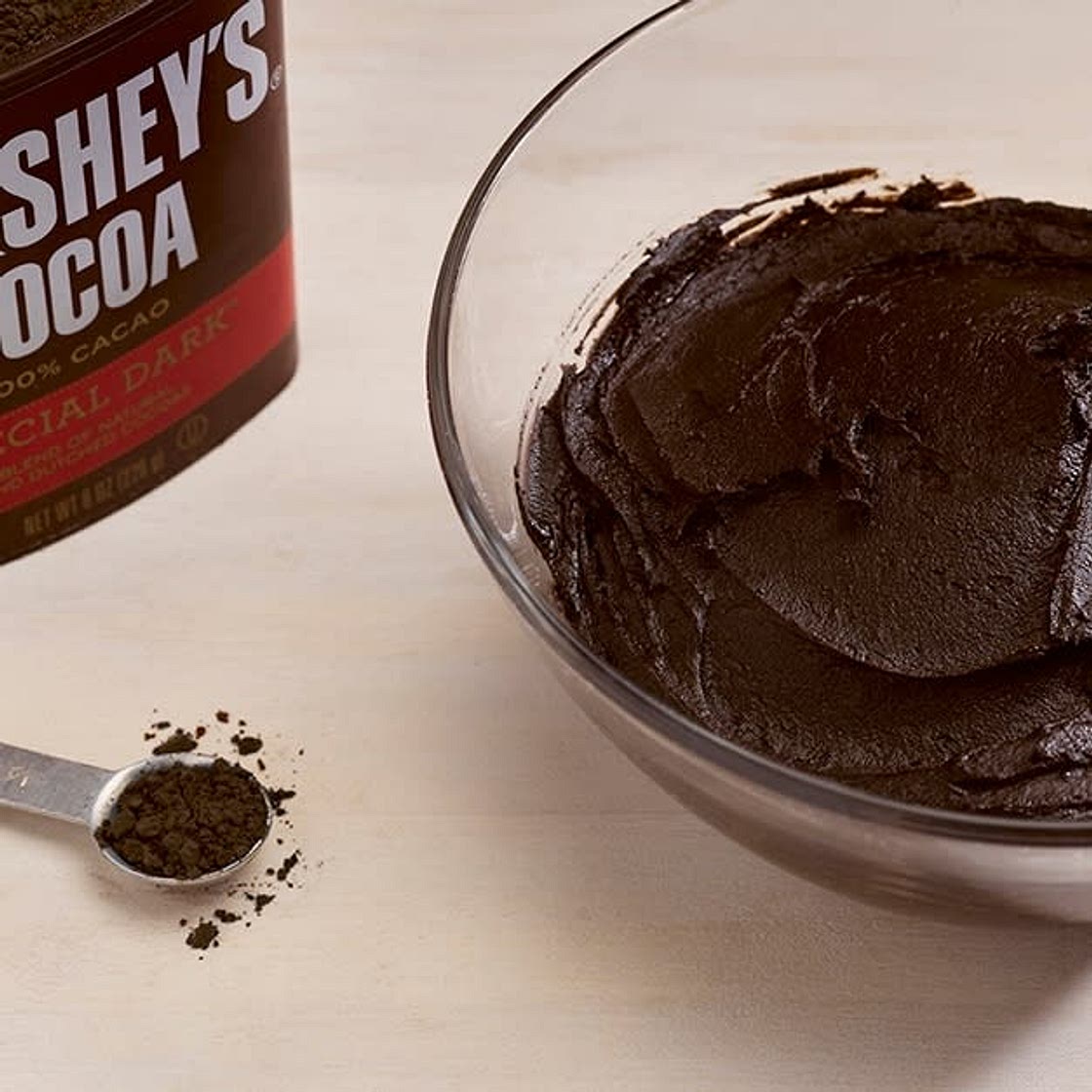 Easy Hershey Dark Chocolate Cake Icing 