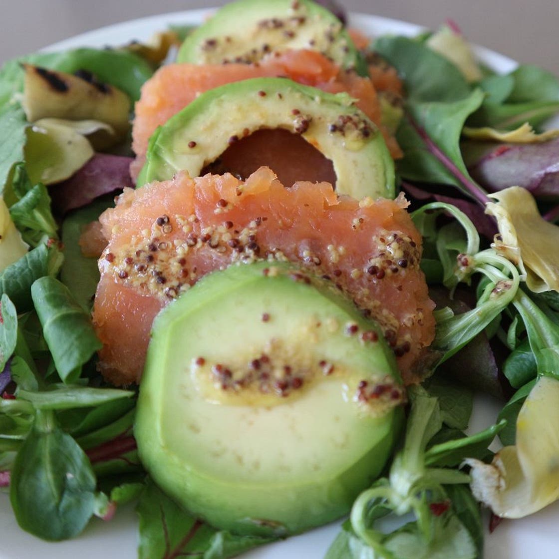 Summer smoked salmon salad