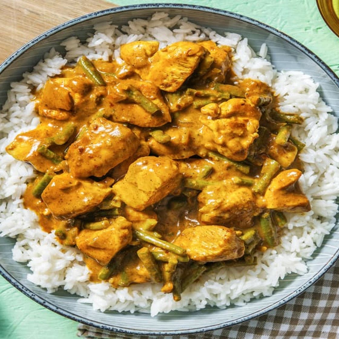 Chicken Korma Style Curry with Green Beans and Rice