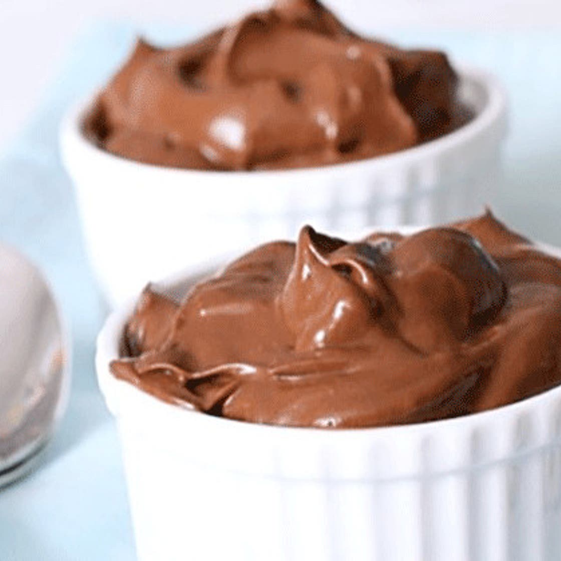 The fat burning chocolate avocado pudding you can make in minutes