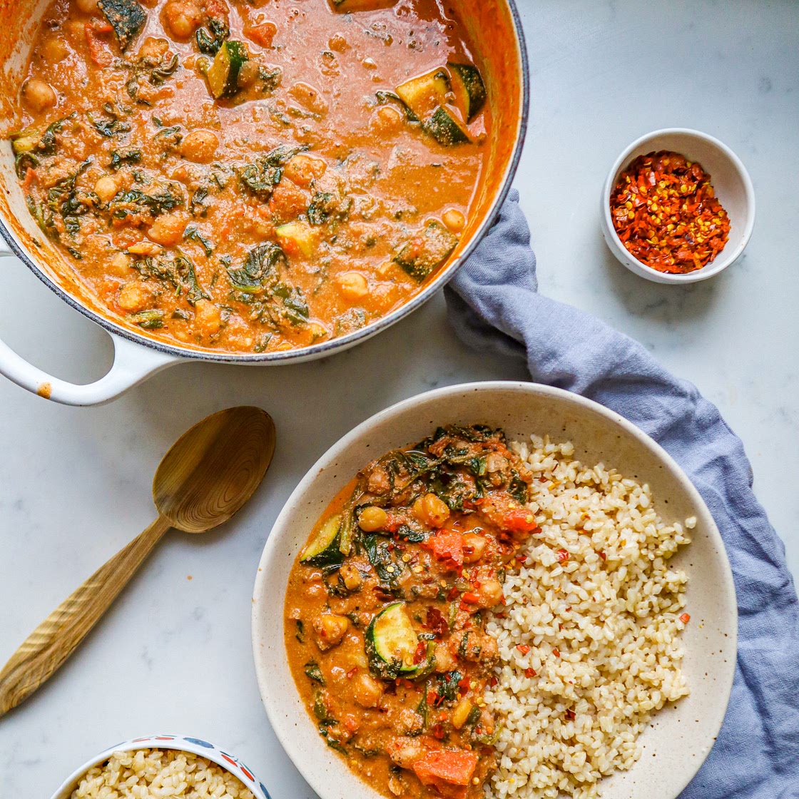 Creamy Cashew Chickpea Curry - Madeleine Shaw