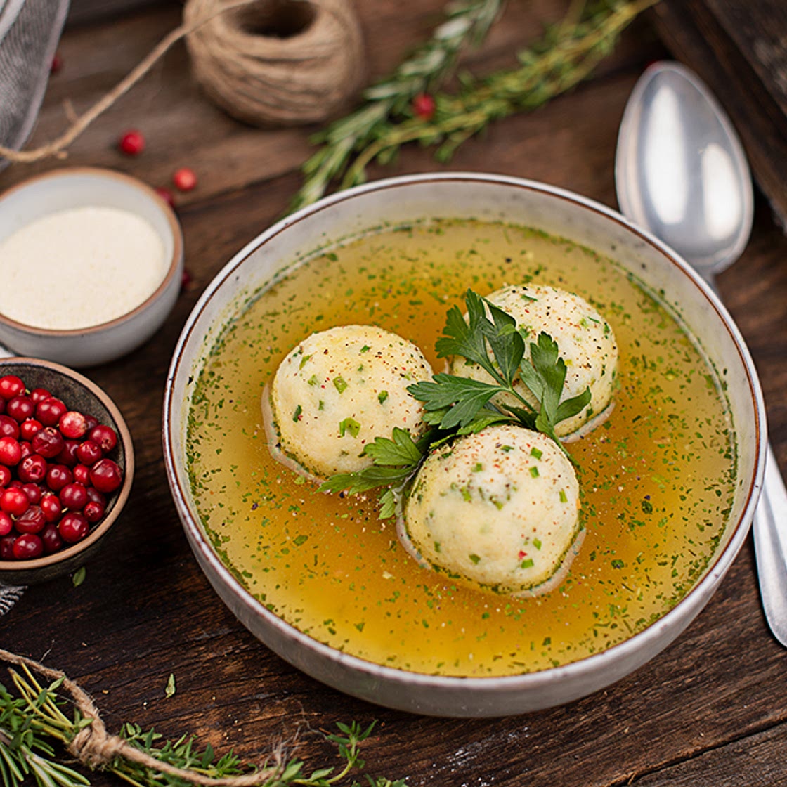 Grießknödel Suppe