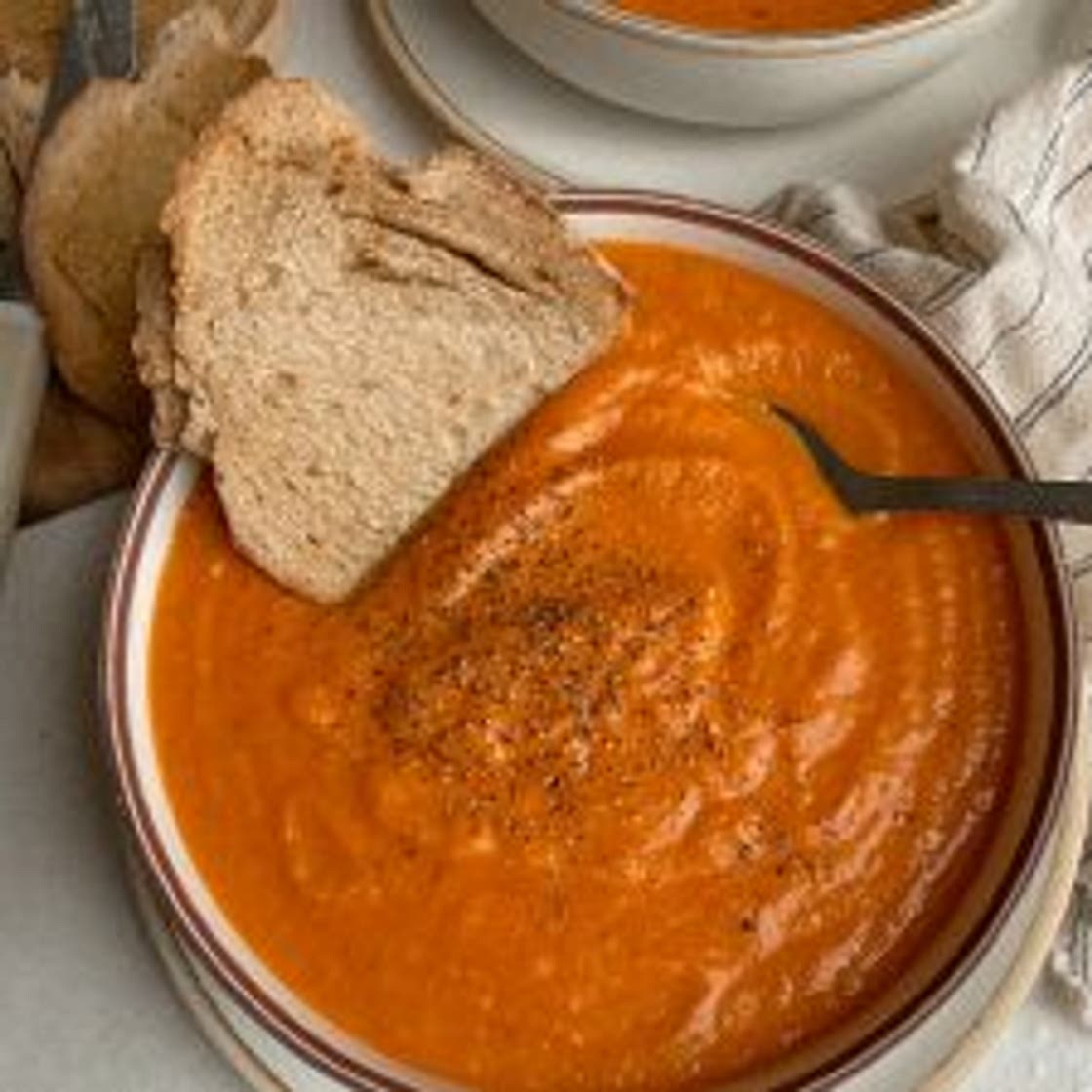 Creamy Vegan Tomato and Cauliflower Bisque