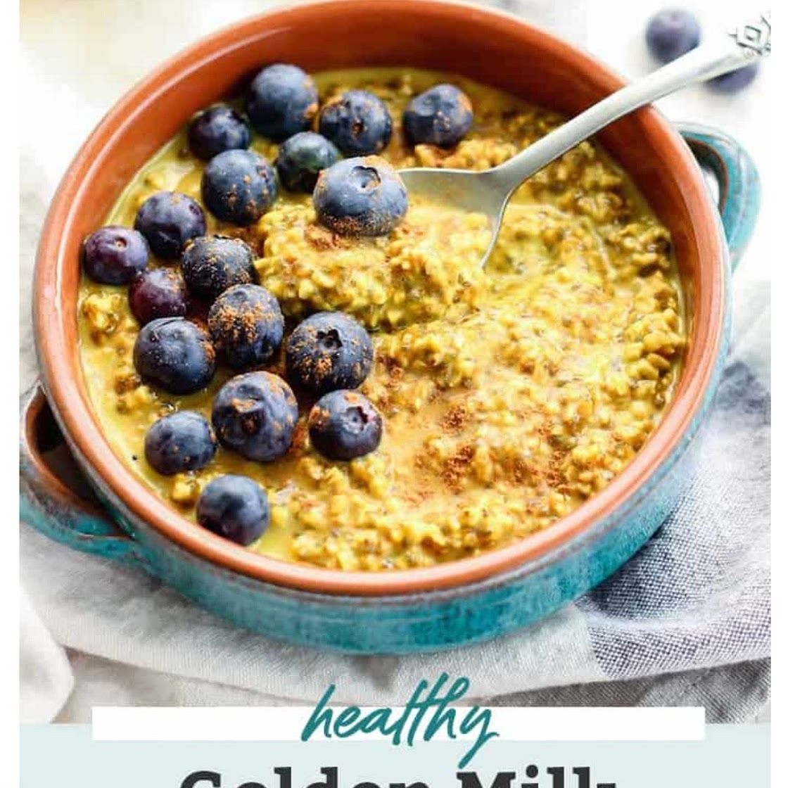 Golden milk overnight oats