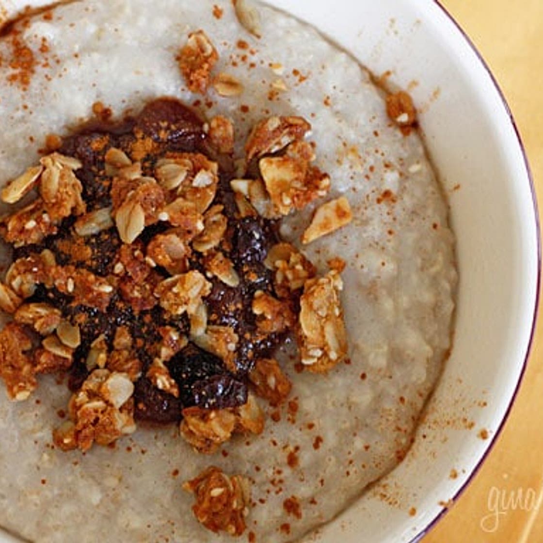 Cinnamon Apple Spiced Oatmeal