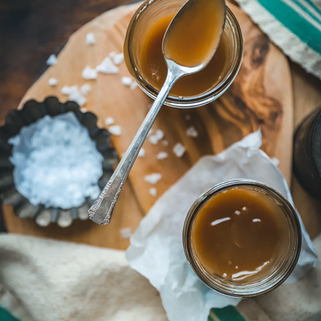 5-Ingredient Vegan Caramel Sauce