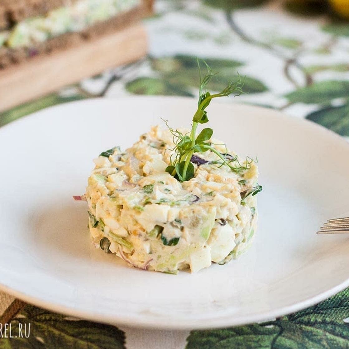 Egg & avocado salad 
