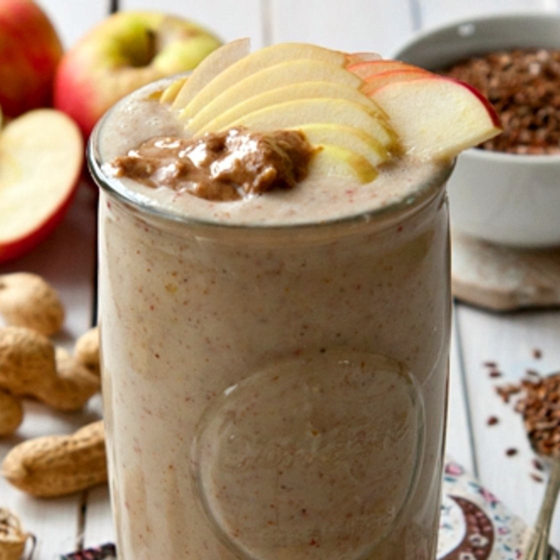 Apple and Peanut Butter Smoothie