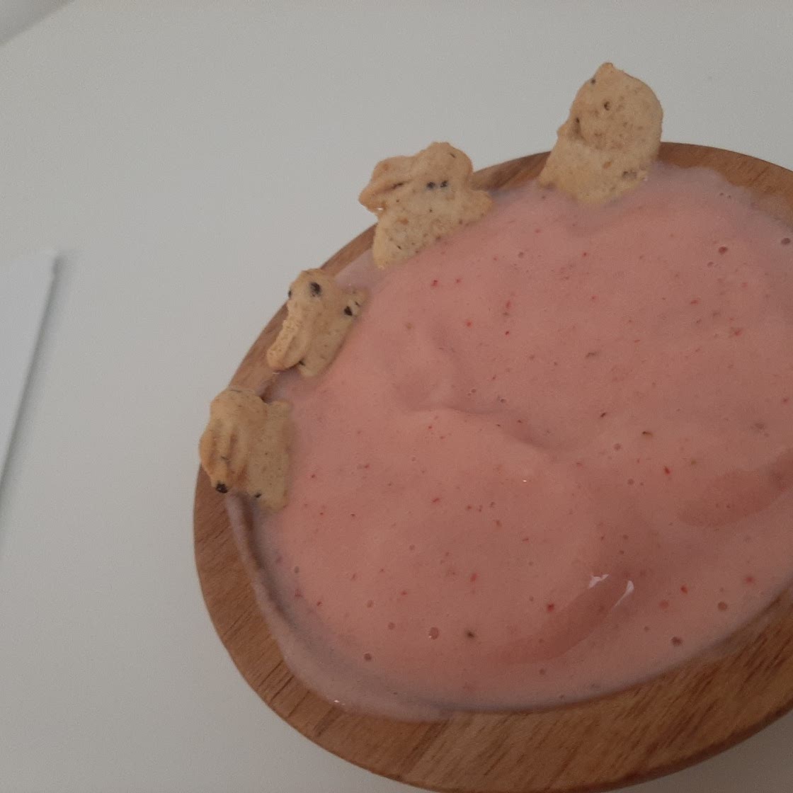 Simple fruit smoothie bowl (allergen friendly recipe)