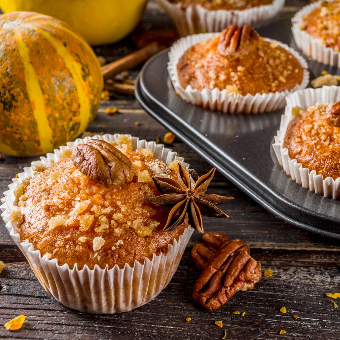 Pumpkin Muffins with Crumb Topping and Maple Glaze
