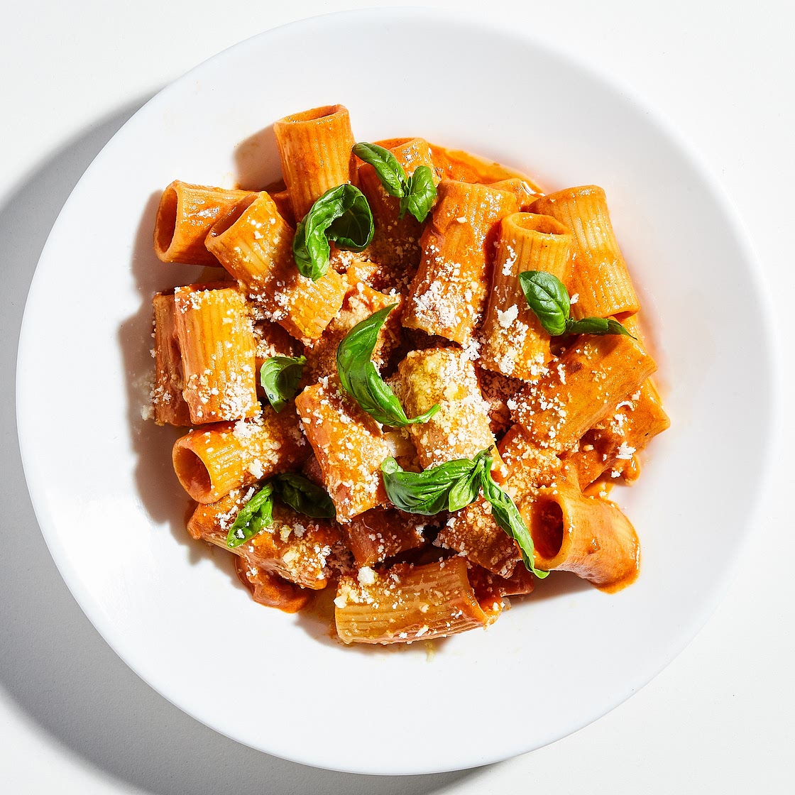 Rigatoni with Easy Vodka Sauce