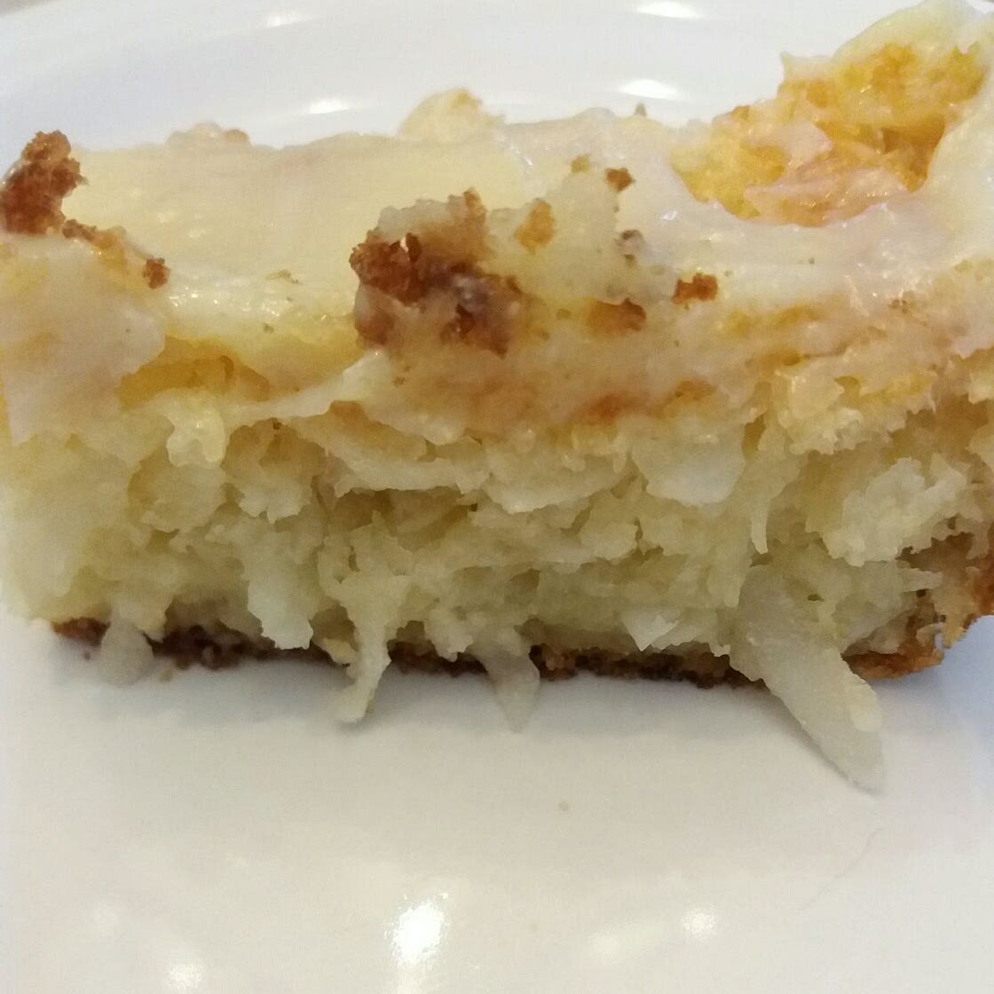 Bolo de aipim com coco cremoso