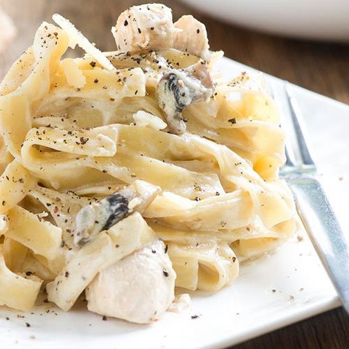 One Pan Chicken and Mushroom Tagliatelle