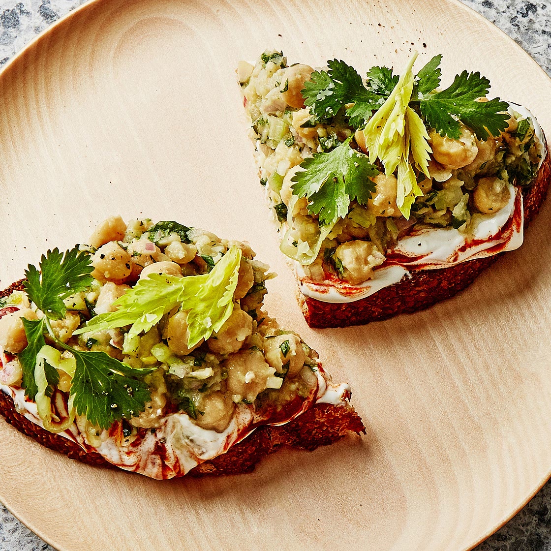 Smashed Chickpeas on Toast With Harissa Yogurt