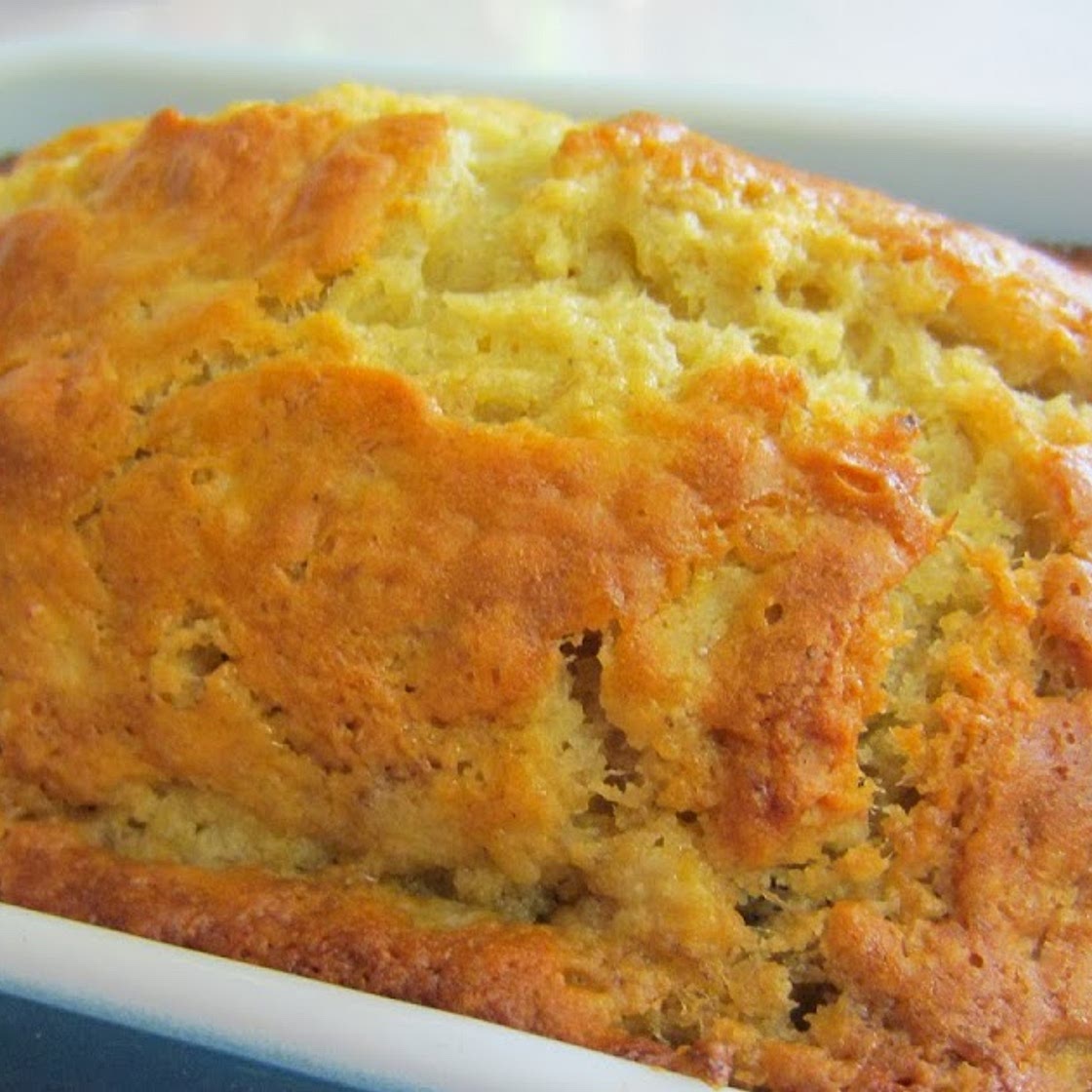 MOIST BANANA BREAD, AN AMISH RECIPE