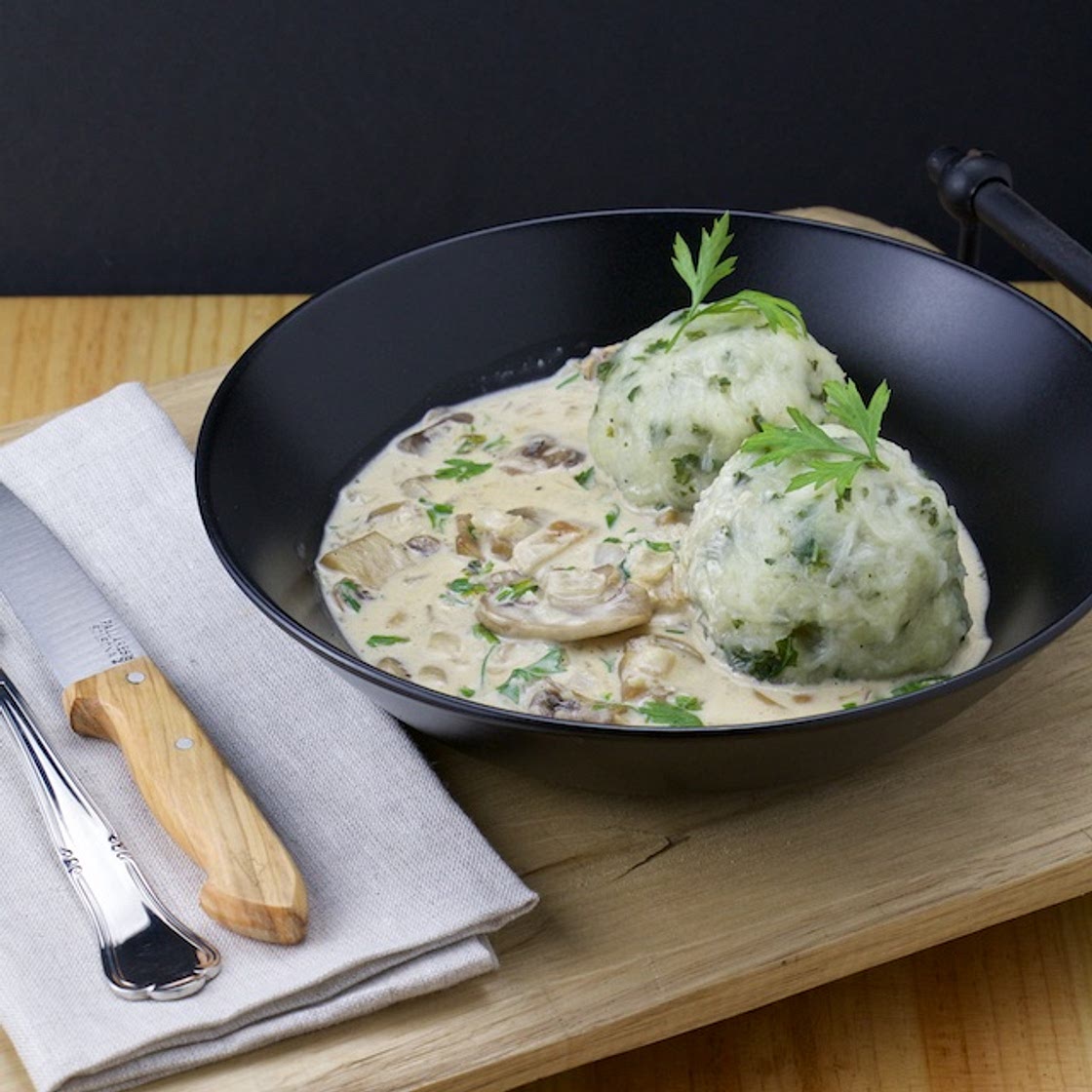 Mushroom sauce and Kale Knödel