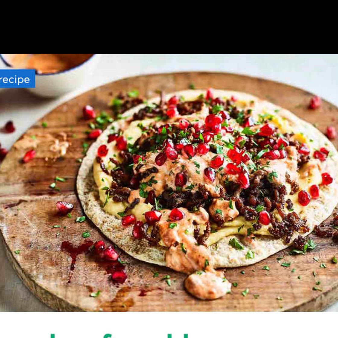 Crispy beef and hummus flatbread