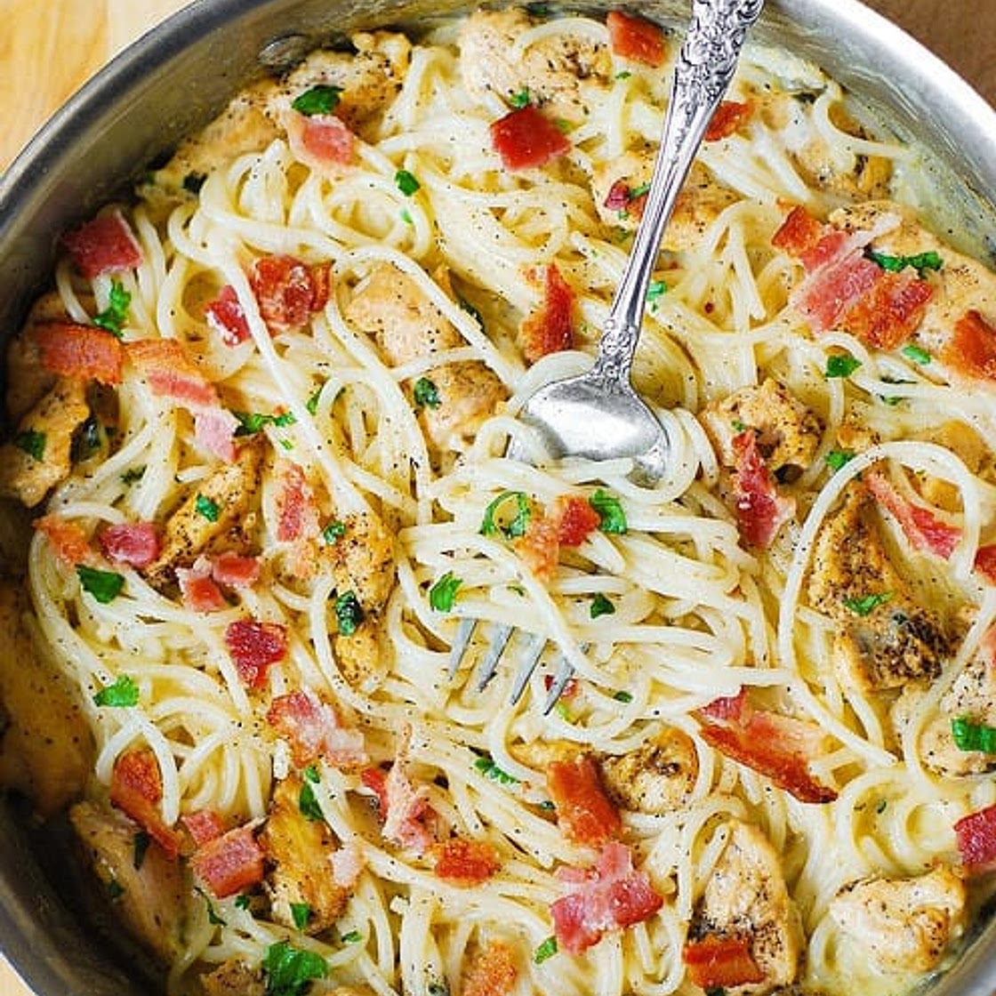Chicken and Bacon Pasta with creamy Cilantro-Lime Sauce Recipe