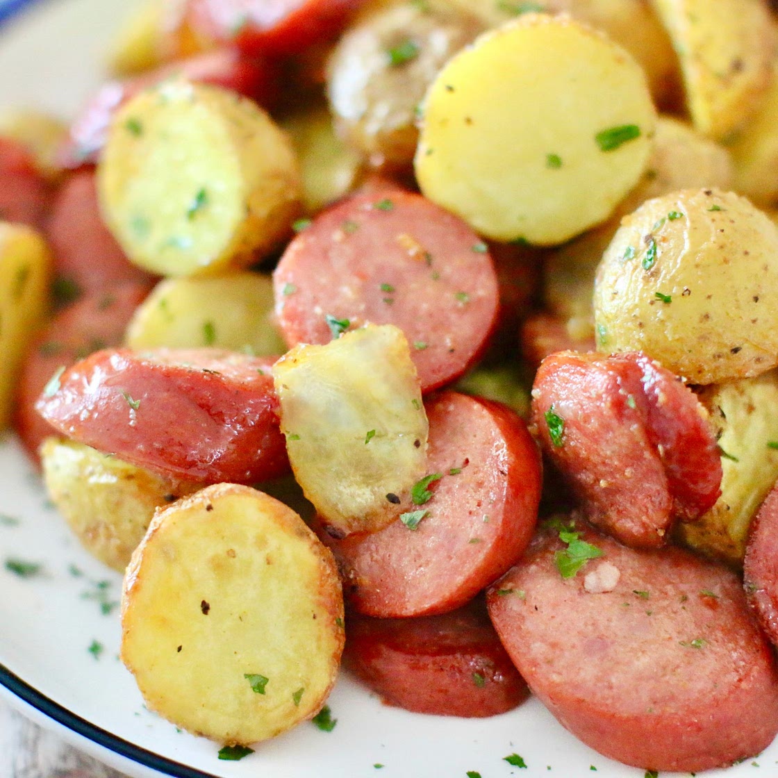 AIR FRYER POTATOES AND SAUSAGE MEAL