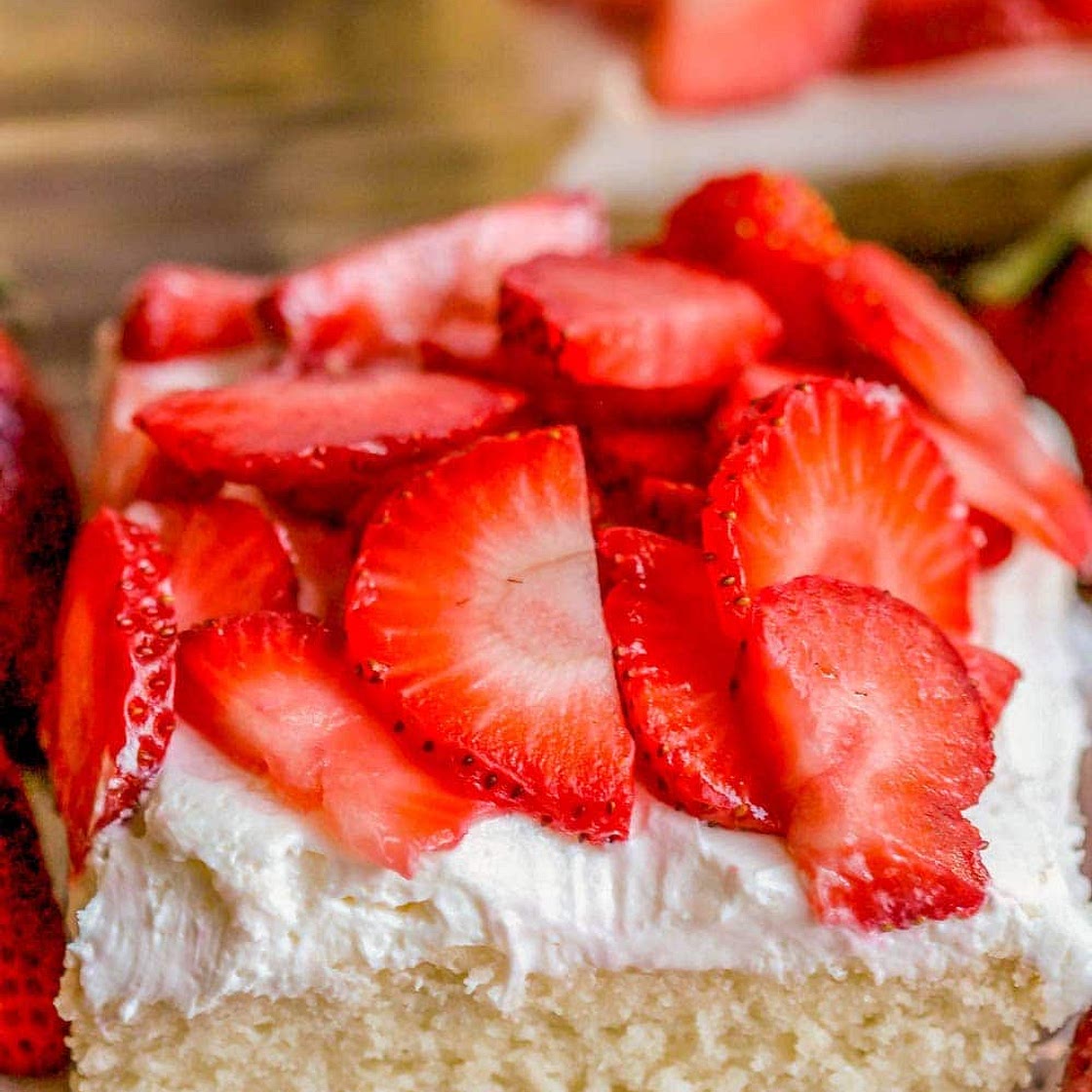 Strawberry Shortcake Bars Recipe