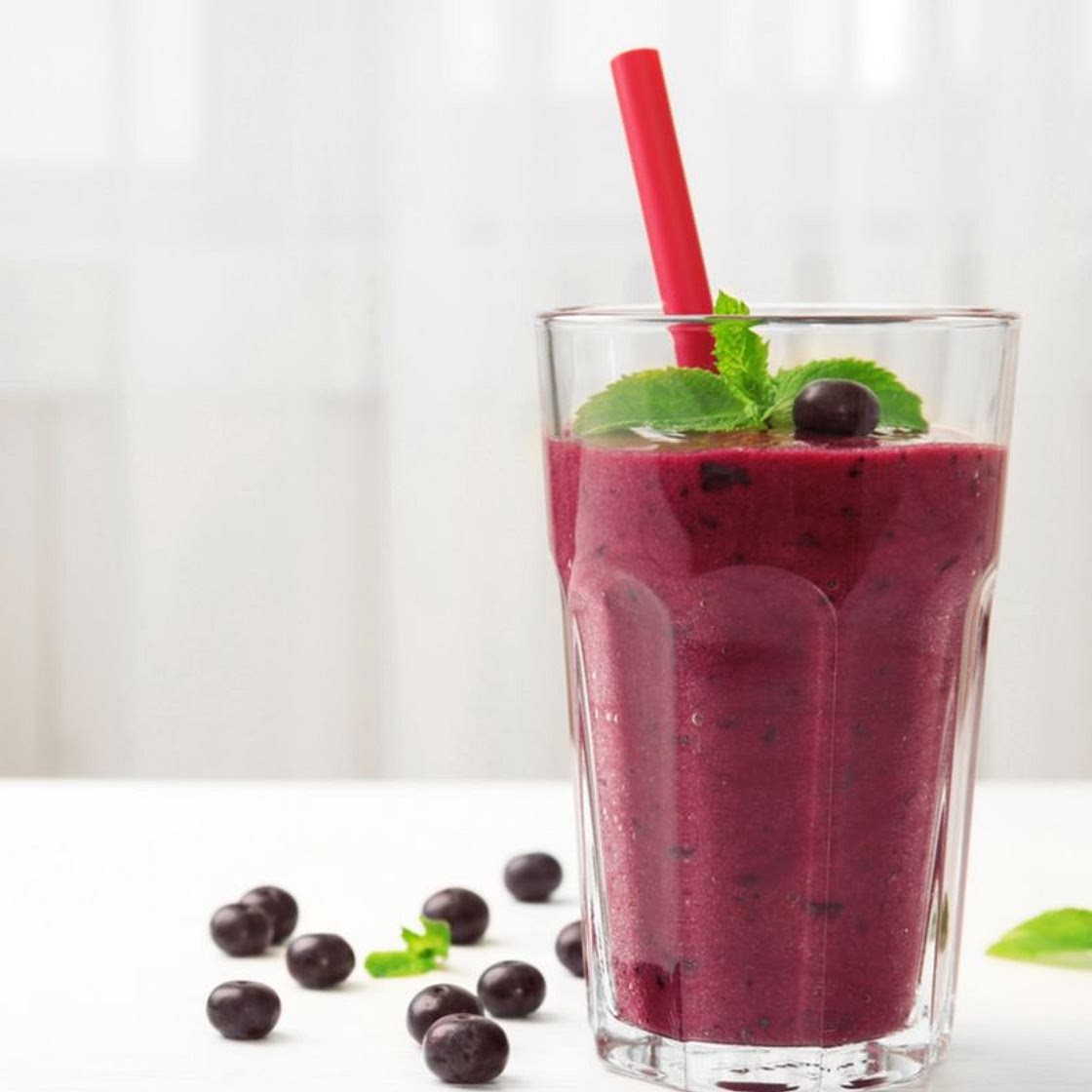 Batida de açaí com maçã e banana