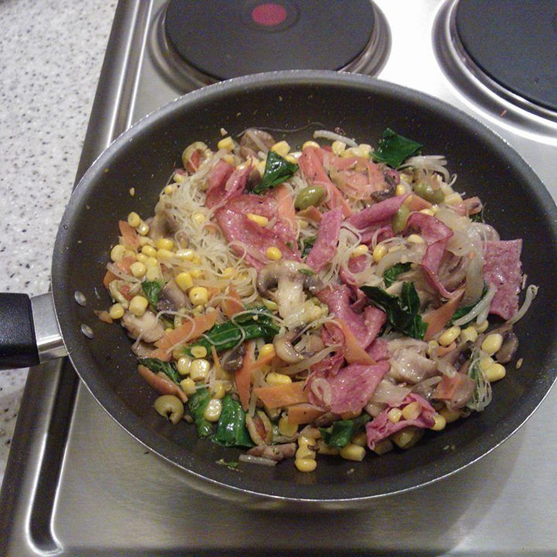 Macarrão rice noodles Chinês