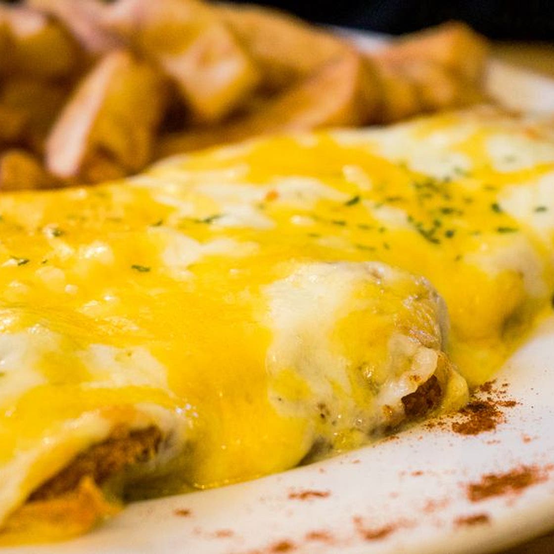 Filé de peixe à parmegiana