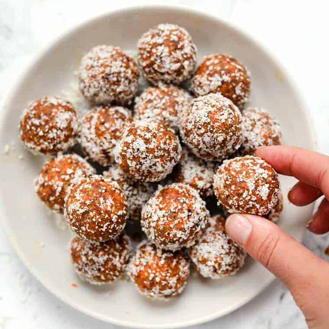 Vegan Carrot Cake Bites