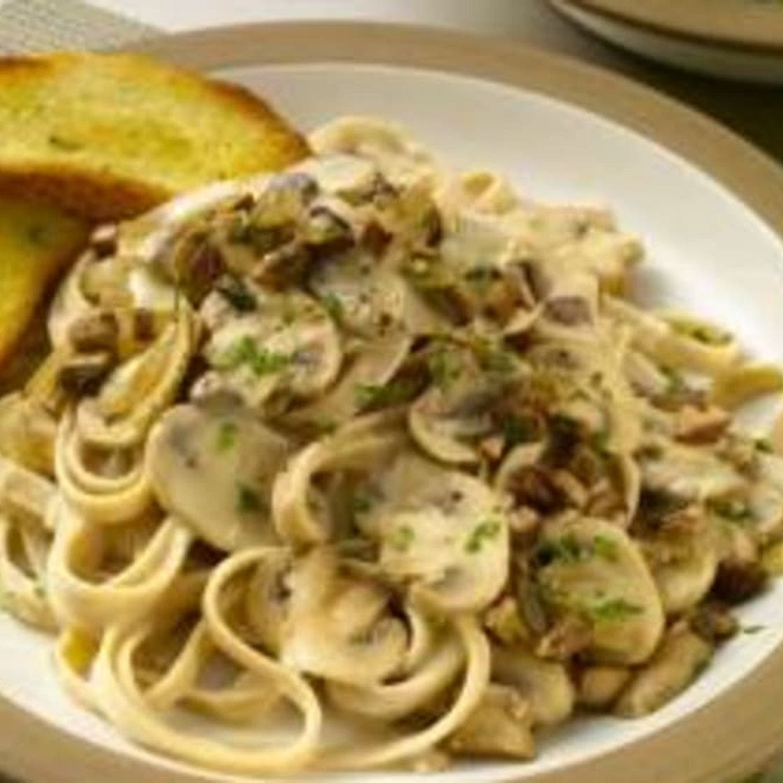 Vegan Mushroom Stroganoff