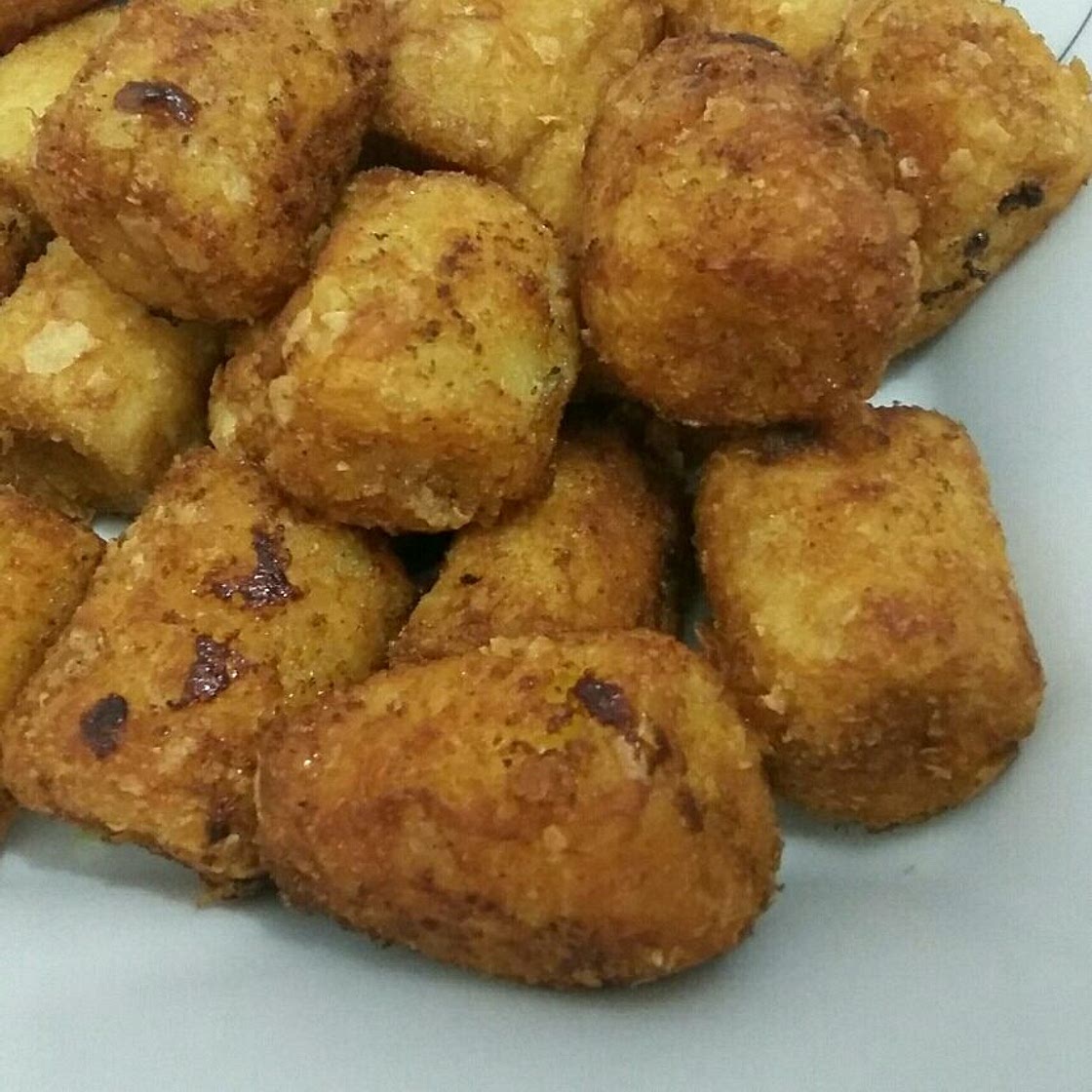 Banana frita crocante