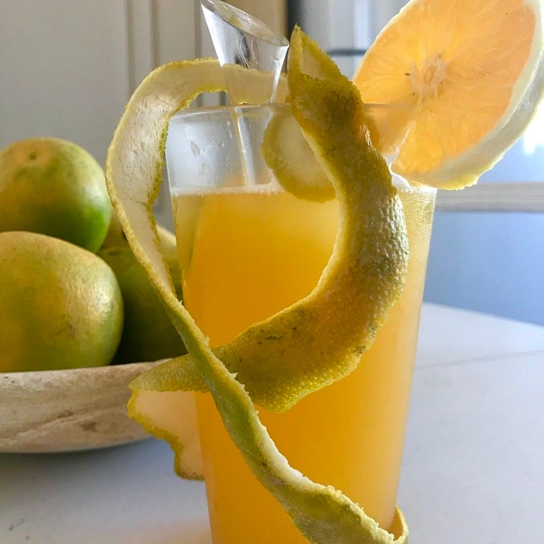 Drink de laranja e vodka
