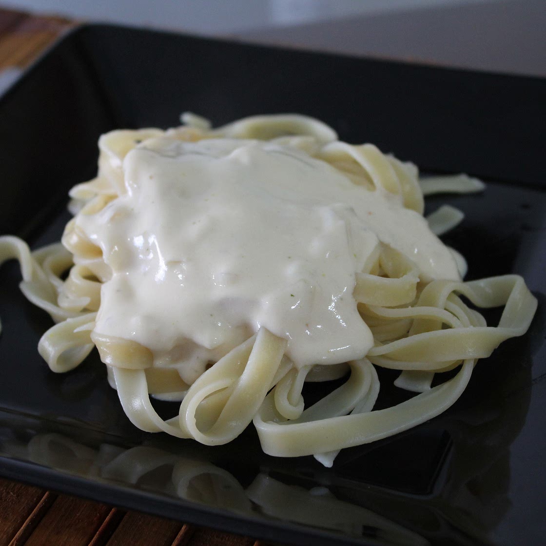 Macarrão ao molho branco - simples e rápido